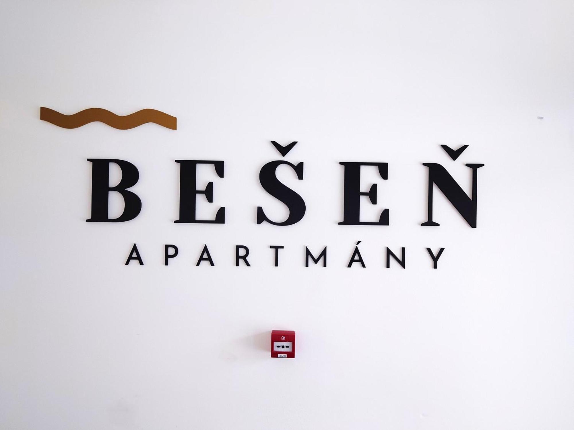 Apartman Nad Riekou Bešeňová Εξωτερικό φωτογραφία